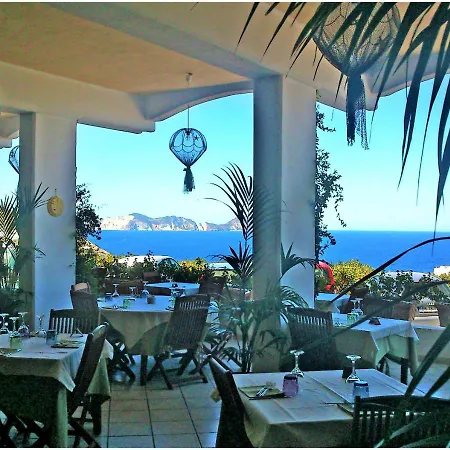 Ortensia Szálloda 3*