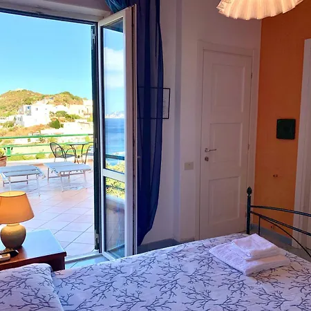 Ortensia 3* Ponza