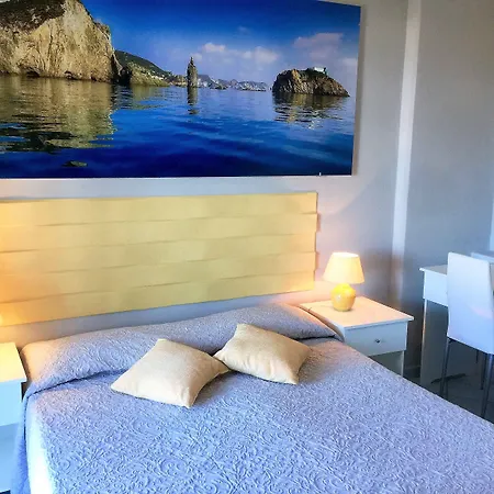 Ortensia 3* Ponza